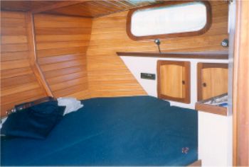 Hout Bay 50 "Cape Rose" interior